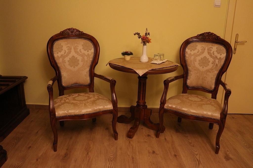Hotel Astoria Satu Mare Rum bild